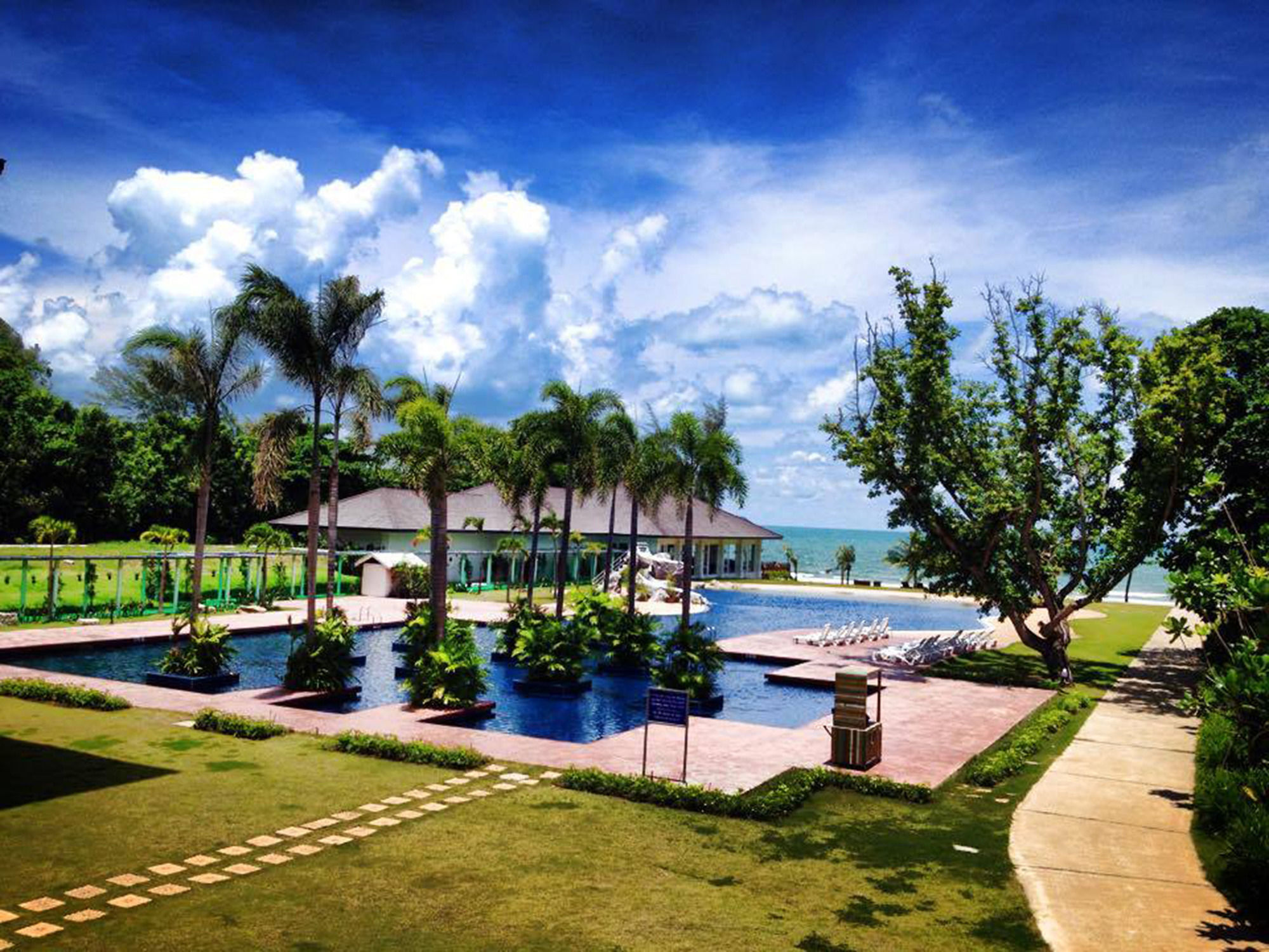 Sea Nature Rayong Resort And Hotel Клаенг Экстерьер фото